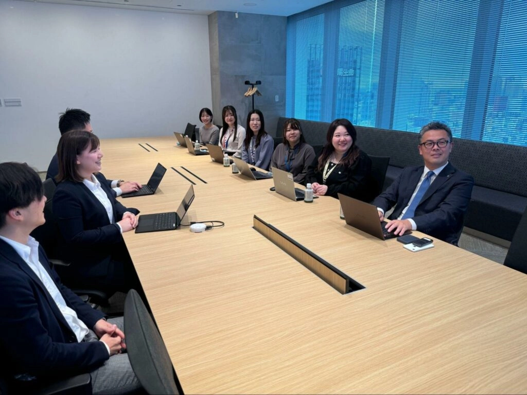 TDK株式会社 相馬様、渋谷様、林様、濱名様、石田様、杉本様(写真右列の右手前より)
